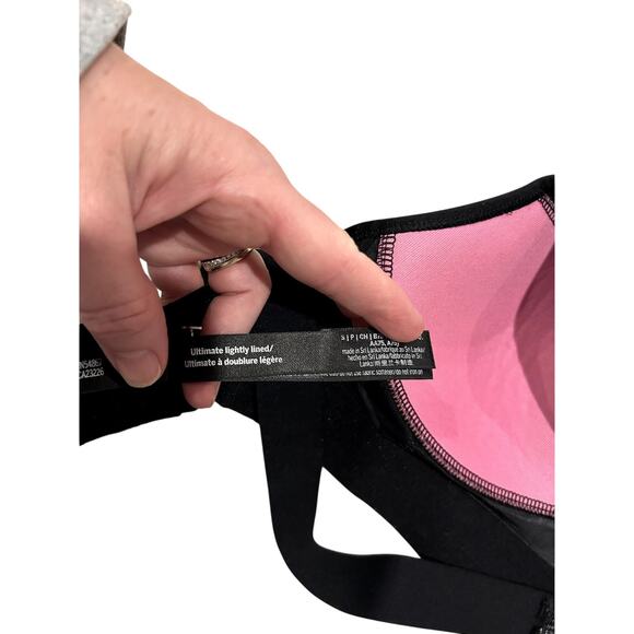 PINK Active Camo Mesh Sports Bra Criss Cross Back EUC - Picture 9 of 9